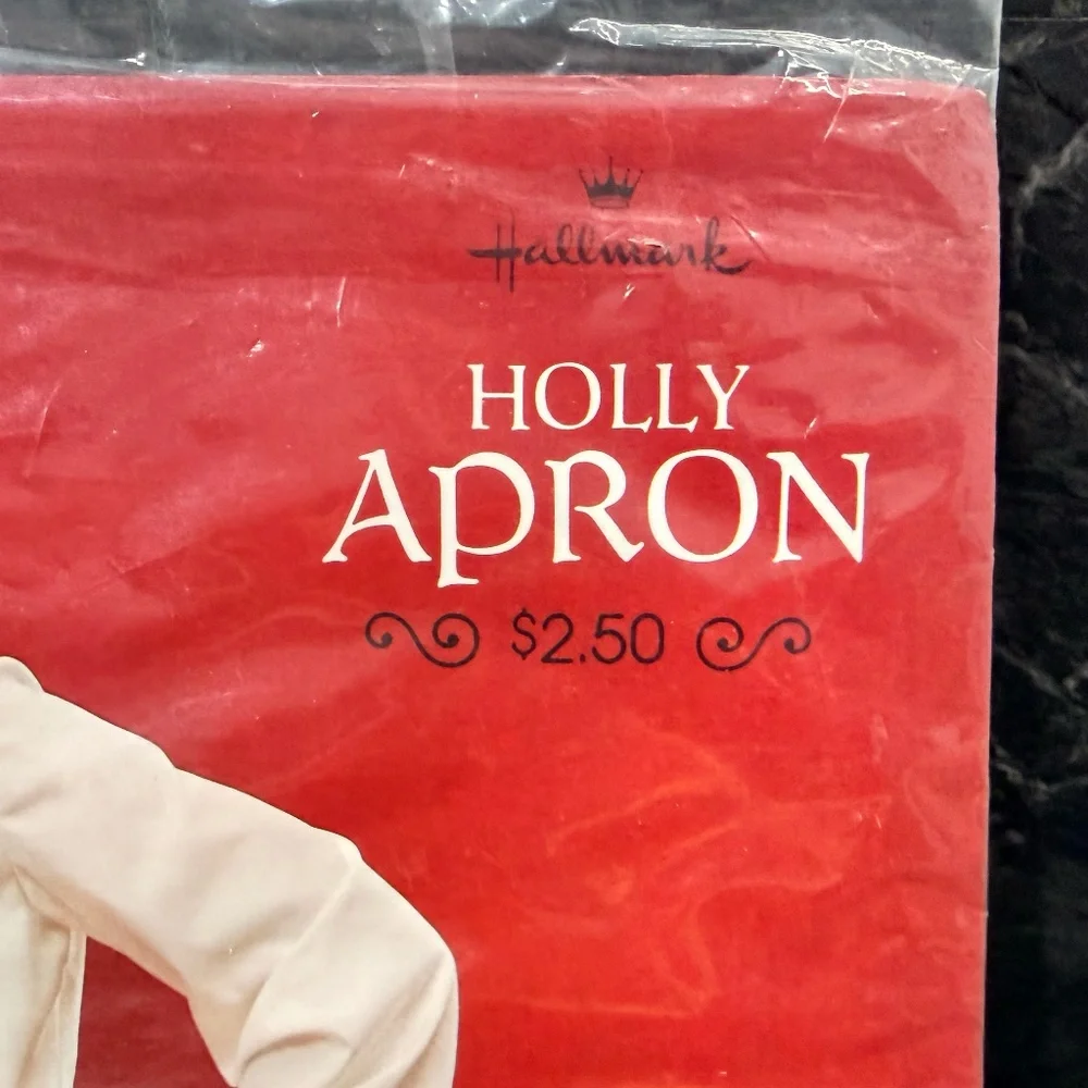 HALLMARK Holly Apron Vintage